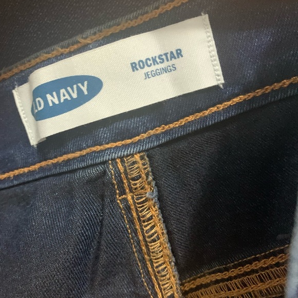 NWT plus old navy rockstar jeggings - Picture 2 of 4